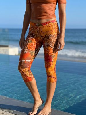 Citrus Orange Catrina Leggings Capri Leggings — Lolekai