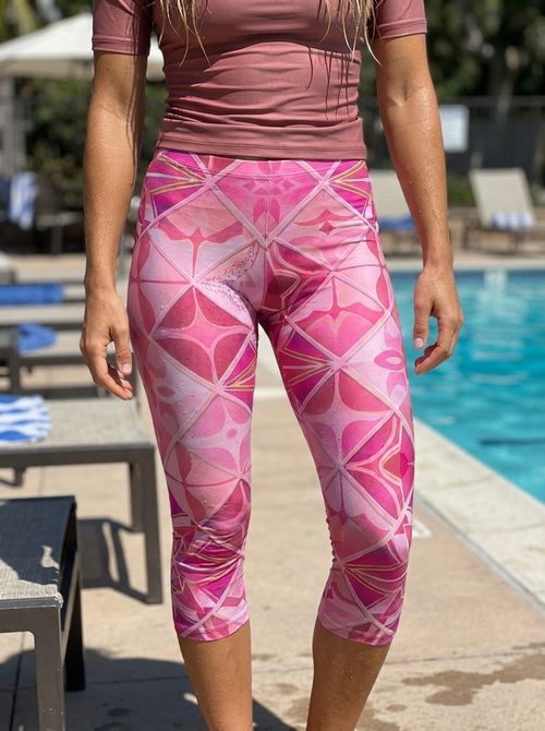 Millennial Pink Honua Poni Capri Leggings Capri Leggings — Lolekai