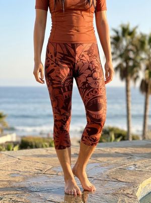 Burnt Sienna Honua Poni Capri Leggings Capri Leggings — Lolekai