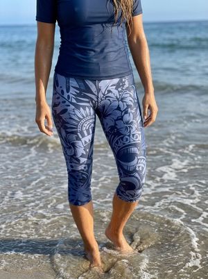 Rhodonite Honua Kai Leggings Capri Leggings — Lolekai