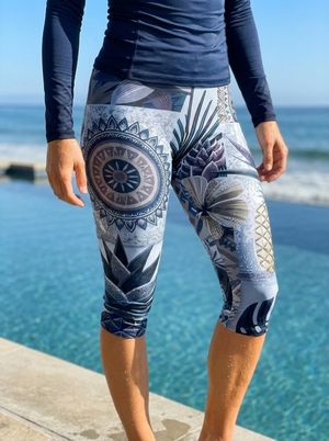 Blue Aura Menehune Leggings Capri Leggings — Lolekai