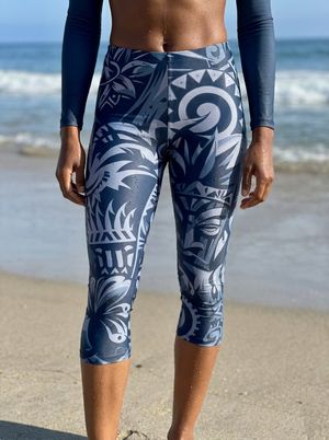 Marina Nalu Poni Capri Leggings Capri Leggings — Lolekai
