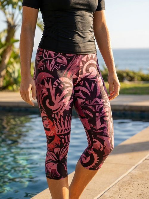 Tea Rose Nalu Poni Capri Leggings Capri Leggings — Lolekai
