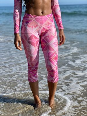 Hot Pink Vespera Leggings Capri Leggings — Lolekai