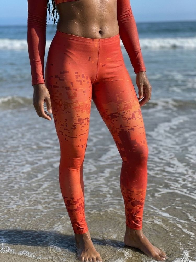 Lava Falls Mirage swim & gym classic leggings