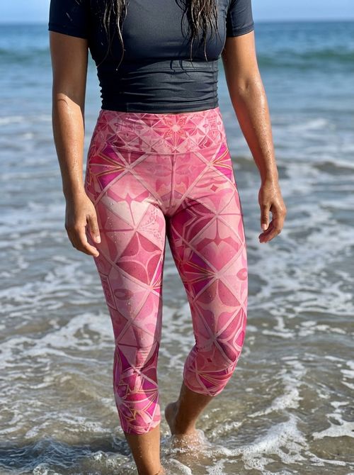 Poppy High Waisted Leggings Capri Yoga Leggings — Lolekai
