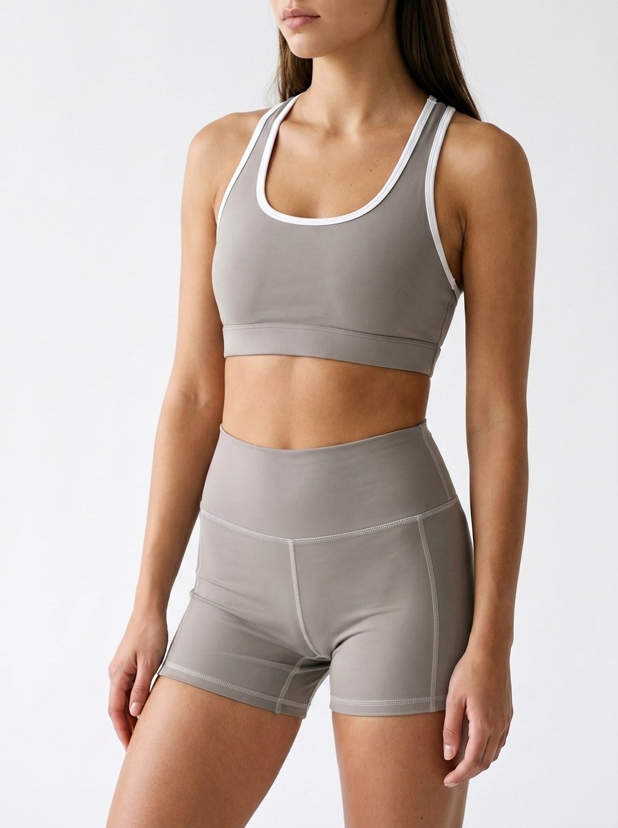 Yoga Shorts in Pumice